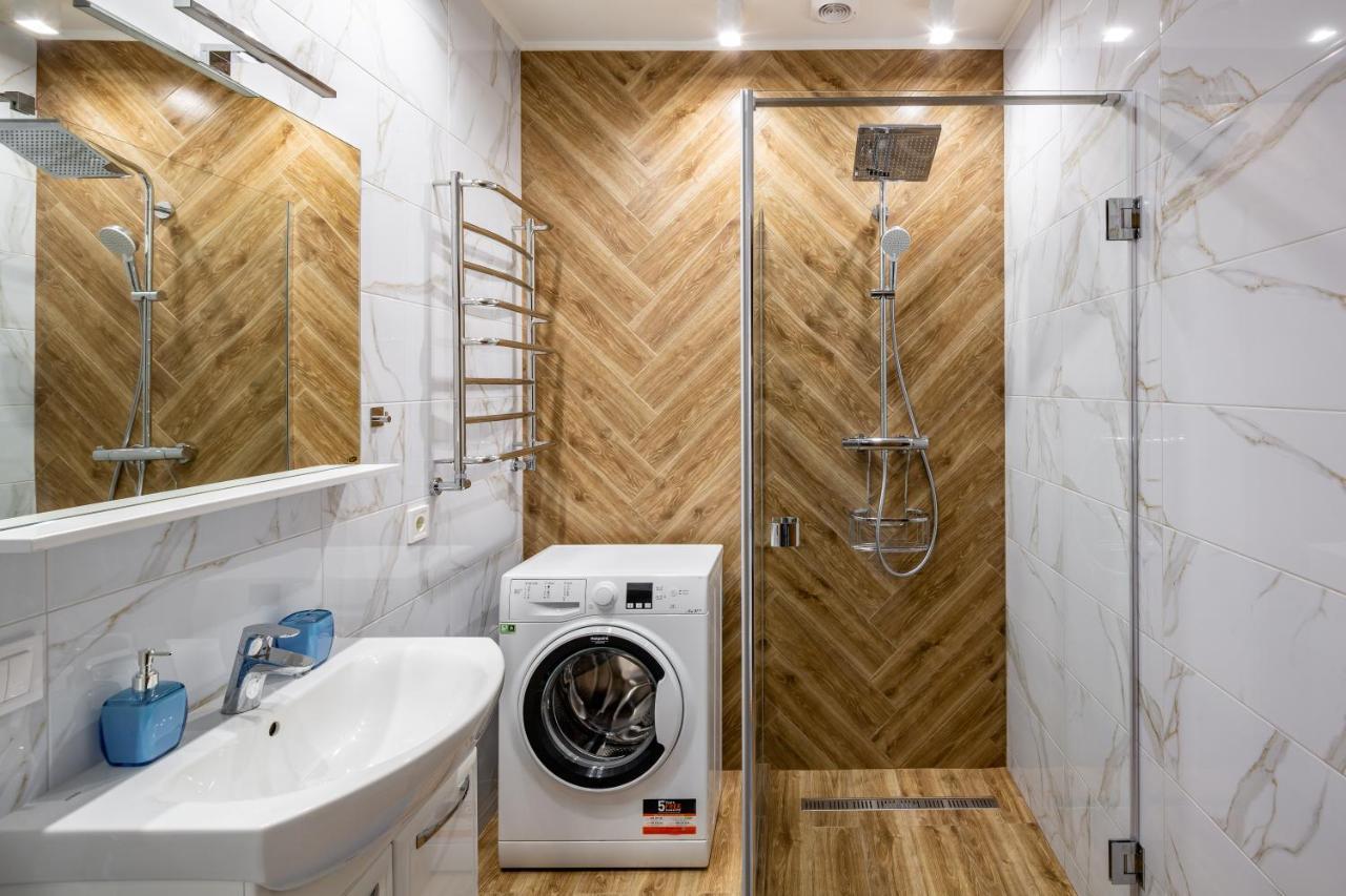 Romari Гнатюка 3 Apartment Lviv Ngoại thất bức ảnh