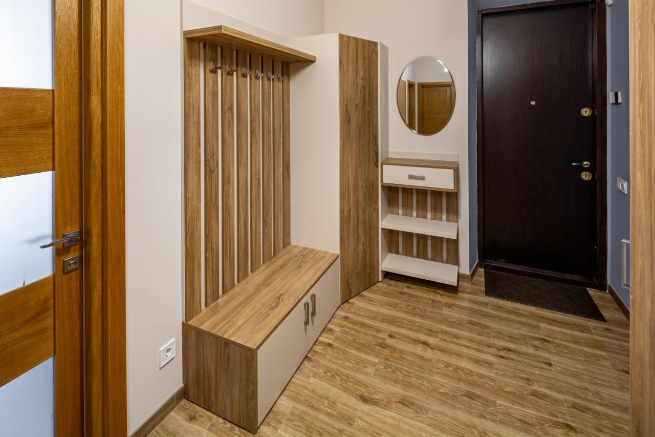 Romari Гнатюка 3 Apartment Lviv Ngoại thất bức ảnh