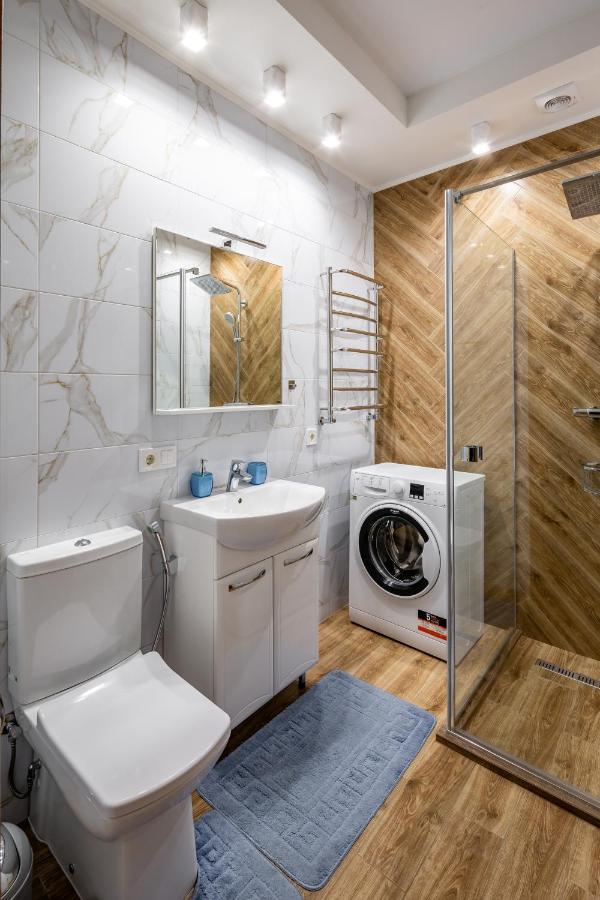 Romari Гнатюка 3 Apartment Lviv Ngoại thất bức ảnh