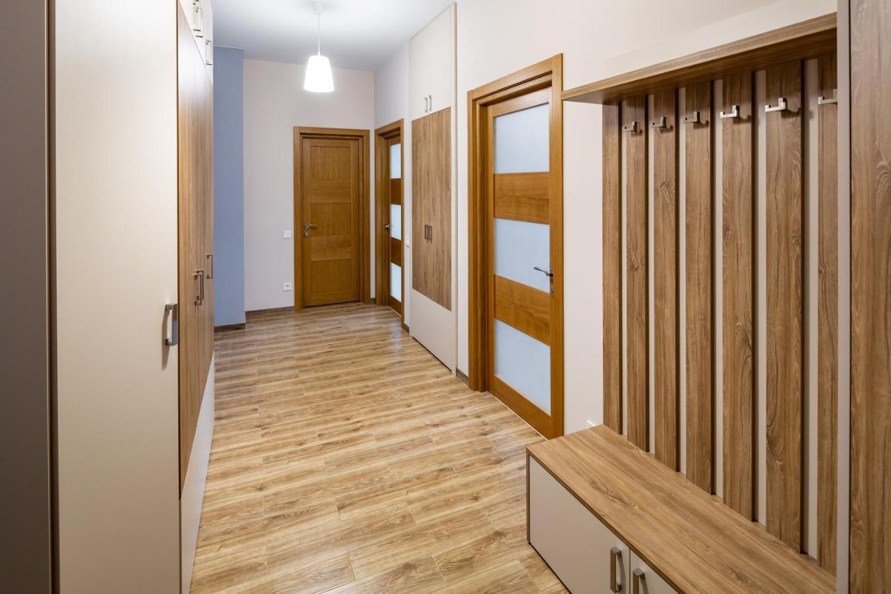 Romari Гнатюка 3 Apartment Lviv Ngoại thất bức ảnh