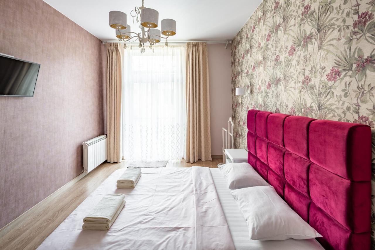 Romari Гнатюка 3 Apartment Lviv Ngoại thất bức ảnh